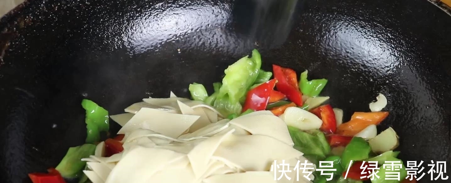 豆腐皮最好吃下饭的做法,吃一次就忘不了,全家都爱吃,真香