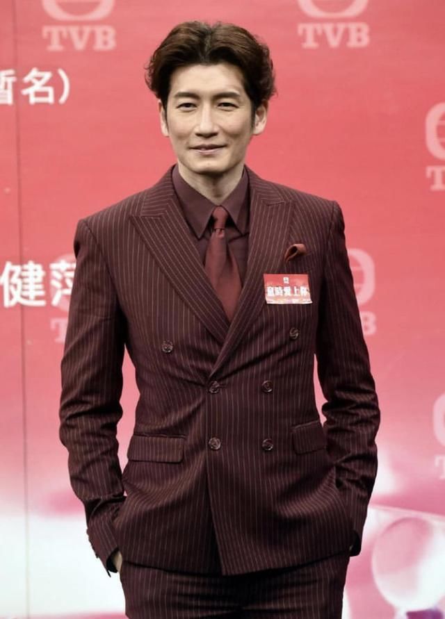 古巨基发文寻人,袁文杰留言被网友笑好大只,细看第四期艺训班