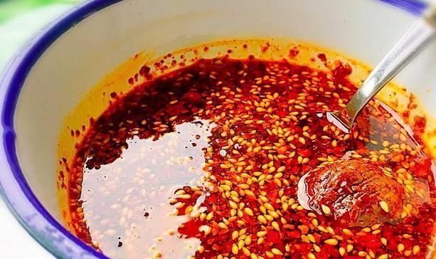 全国最爱吃辣的这几个省,有的把辣子当菜吃,你觉得谁最能吃辣