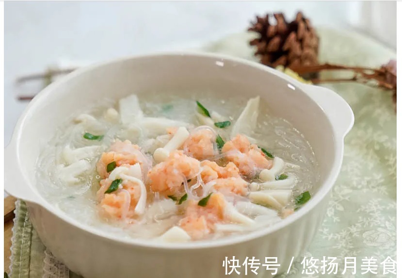 菌菇|冬天干燥宜吃它！一口鲜甜滑嫩，还能提高免疫力少生病！