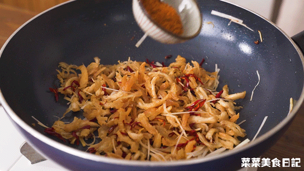 上过春晚的家常菜，10元一大盘，干香酥韧真上头