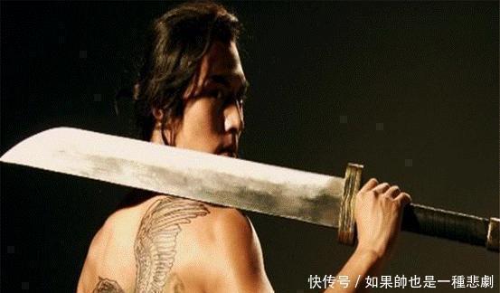 水浒传!他是水浒传里最聪明的, 不仅看透宋江保住了性命, 还获得绝世美女!