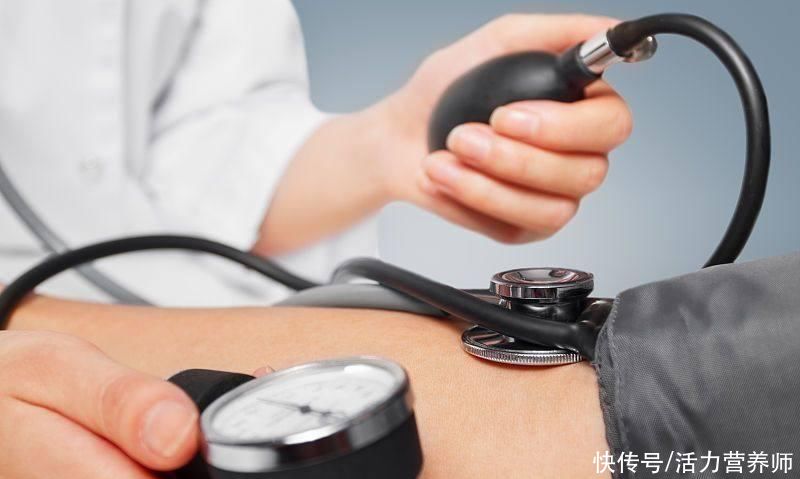 总胆固醇|45岁以上的人，血压、血脂、血糖、尿酸最标准的对照表，你符合吗