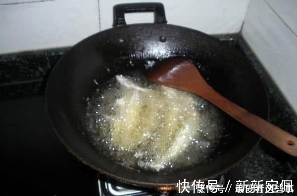 蛆虫|钓白条鱼真是累人，用我分享的方法，只要你下钩，它就在那等你