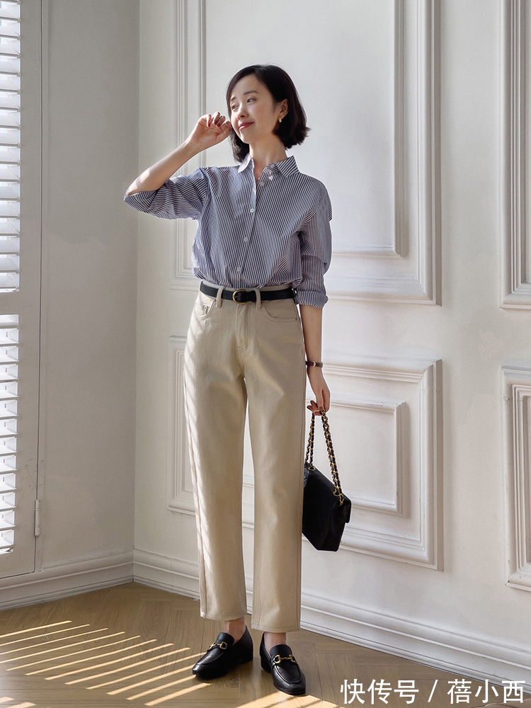 水洗|奔三奔四的女人,还是穿“牛仔裤”最时髦,搭配毛衣、衬衫真高级