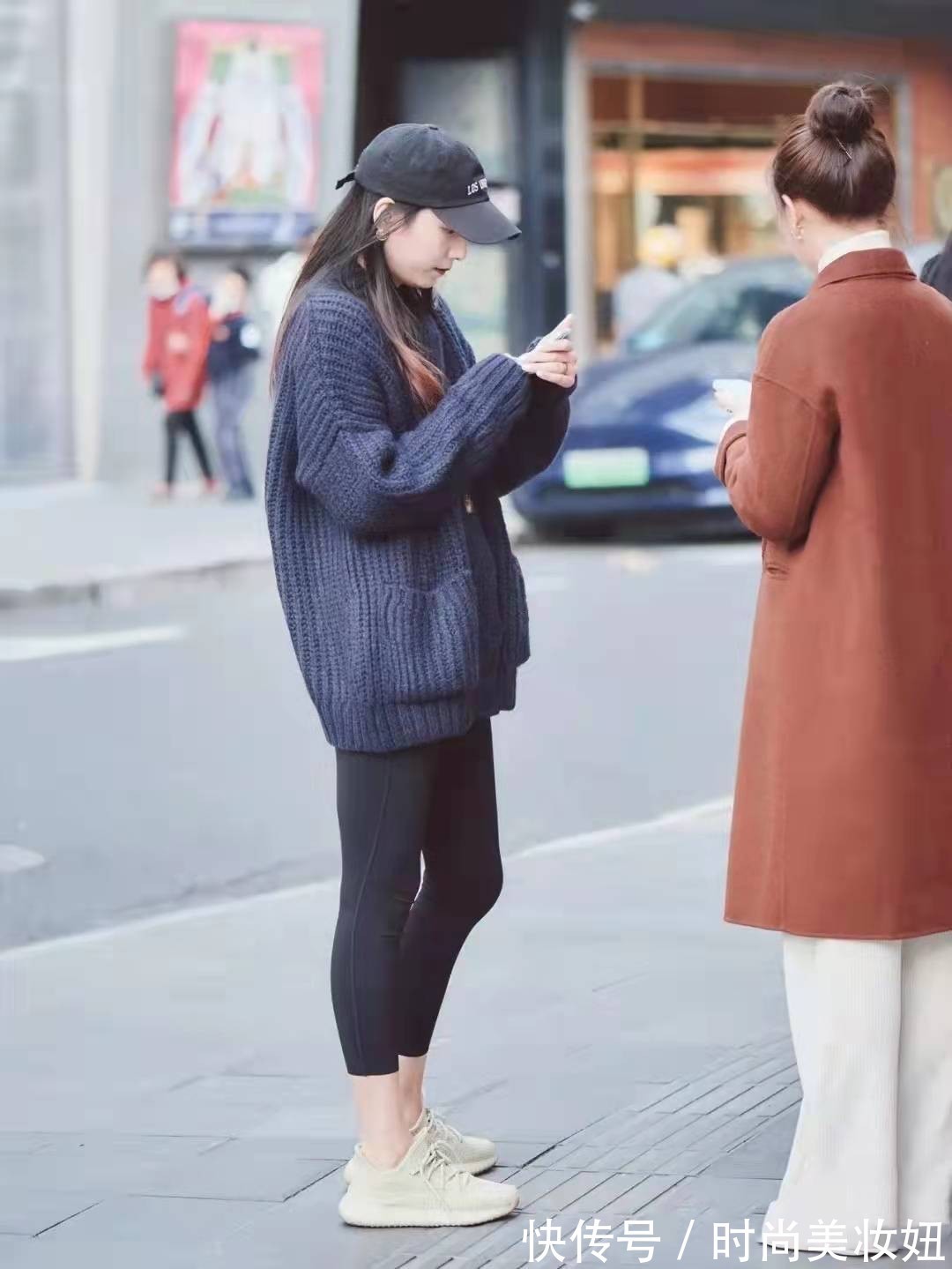 版型 看看上海街拍“高质量打扮”,不刻意、不做作,显气质又高级