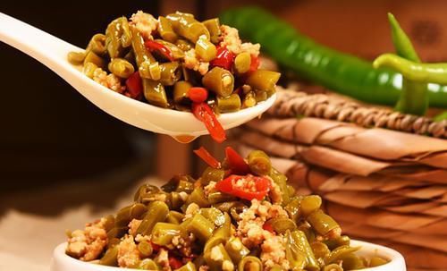 芒果干|女人要学会养生,多吃3种食物,美容养颜,让皮肤更加细腻年轻