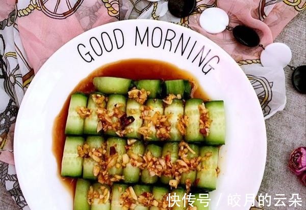 黄瓜片|超简单的家常菜凉拌黄瓜卷，香脆爽口，清热解暑，太美味了！