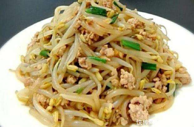 此法|炒豆芽先焯水还是直接炒用此法豆芽清脆可口,美味香甜,巨好吃