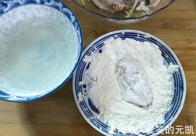 酥脆|鸡翅自从学会这样做，孩子天天都想吃，酥脆鲜嫩，比买的还香