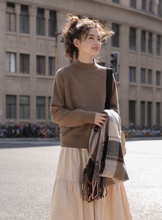 小姐姐|冬天的第一件内搭, 建议你们选择“毛衣针织衫”,温柔度爆棚!