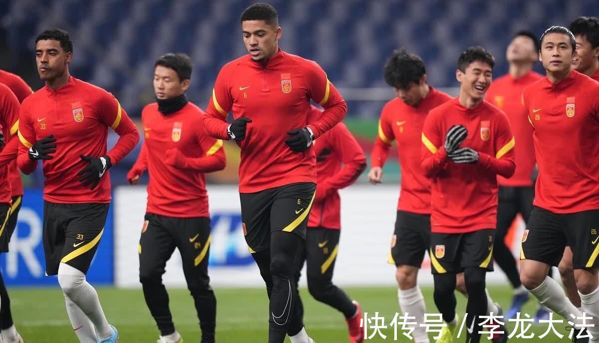 国足|白练了!国脚全年封闭321天,练得最多踢得最差,而且还“挨针”