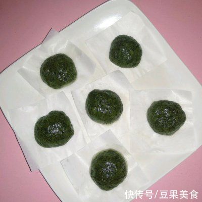 好吃的艾草青团，是不是很有食欲呀