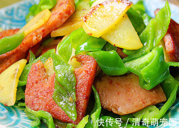 垃圾食品|孩子经常吃垃圾食品太油腻容易伤胃,多吃清爽菜,清爽可口身体棒