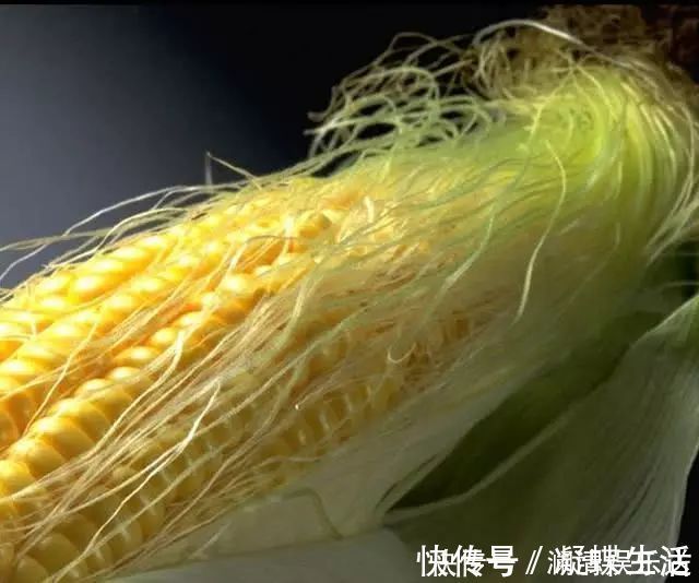 维生素k|玉米须泡水喝，难道真有那么多神奇的功效吗？怎么制作玉米须茶？