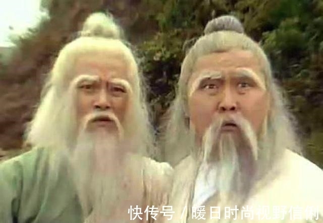 洪七公|《射雕》中周伯通的功夫高深莫测,他比洪七公还高吗?听他怎么说