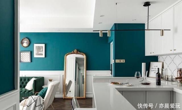 大气|现代简约风的新房,轻奢大气,入户就被客厅背景墙迷住,漂亮极了