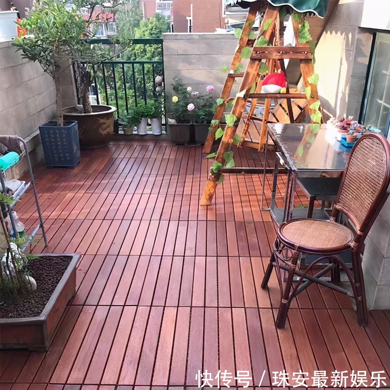 瓷砖|越来越多人阳台不铺瓷砖,现在用它来“代替”,太高明了