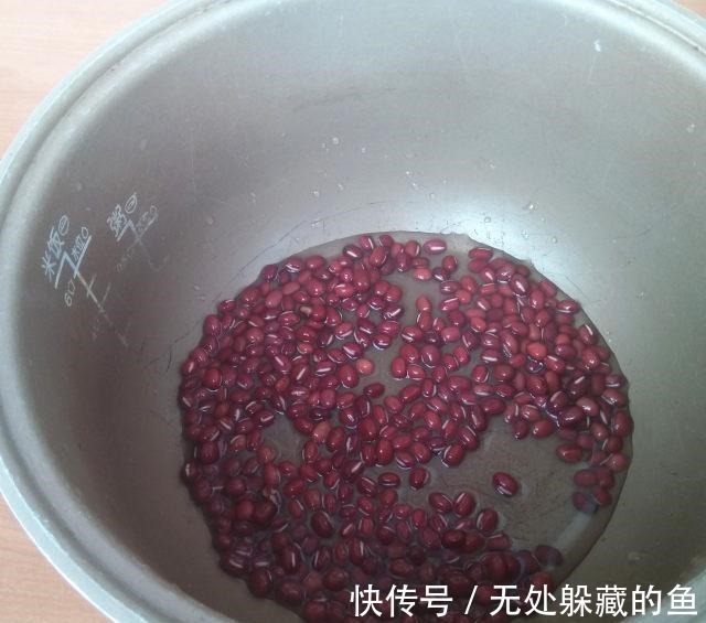 养胃|茯苓红豆薏米粥,健脾养胃,好喝又健康!