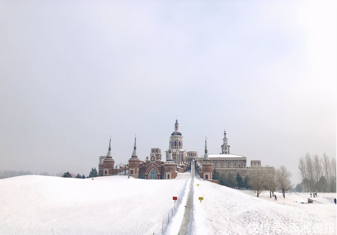 热搜第一，哈尔滨用实力告诉你他为什么是冰雪目的地搜索量最大城市