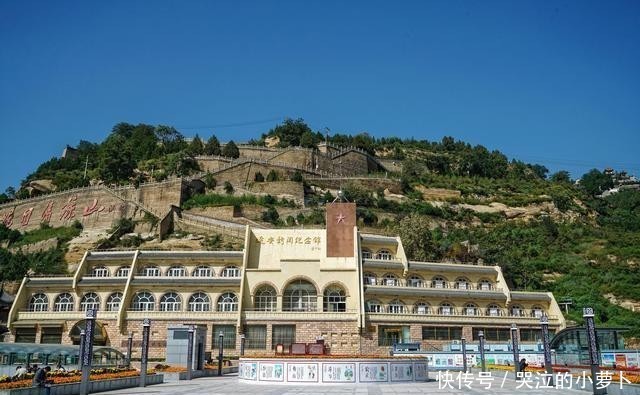 王进明诗歌选:七绝五律敲平仄,一纸一笔总