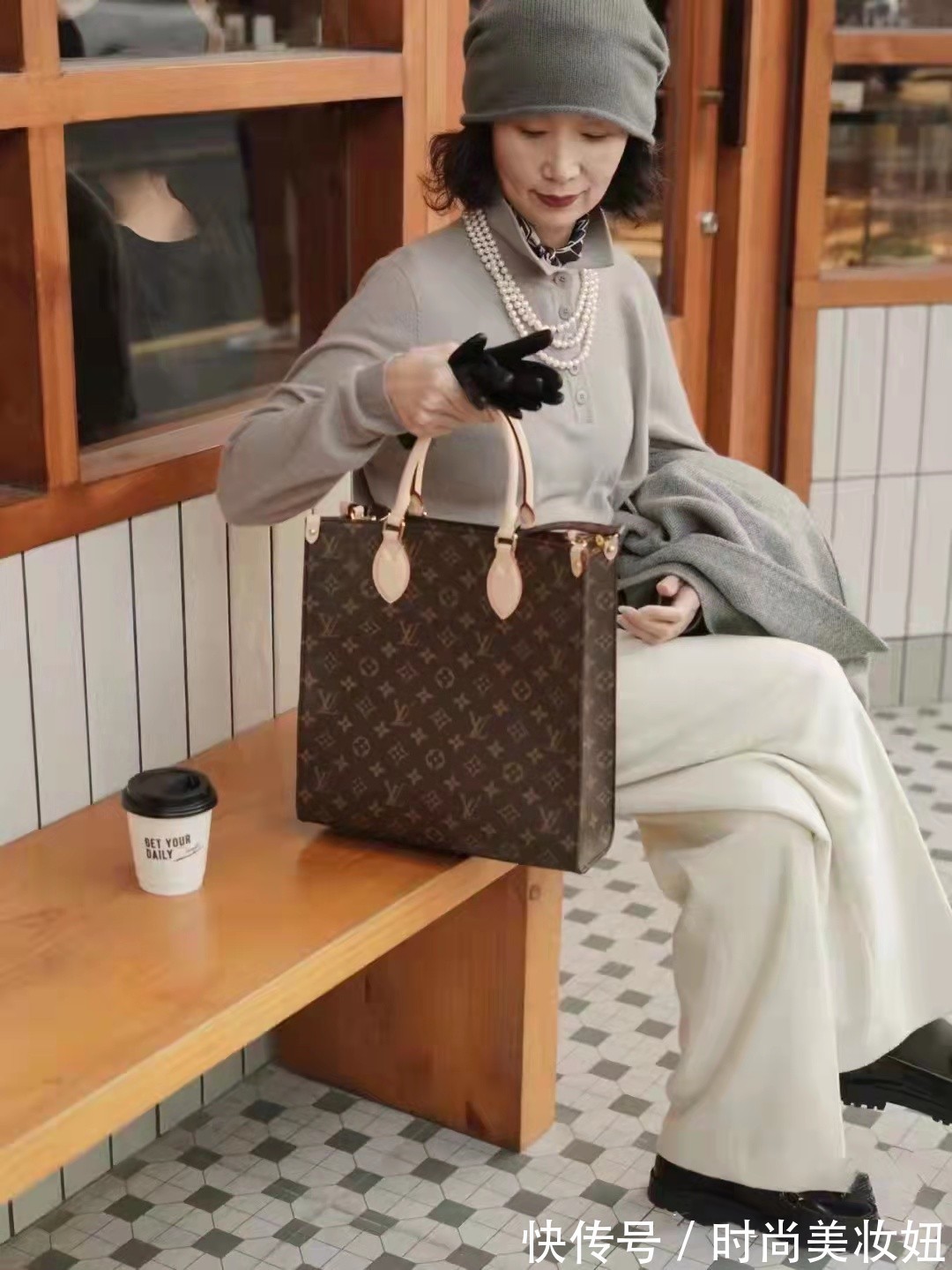 妈妈 中年女性穿搭只服三木妈妈,简单耐看又高级,大妈们可以学一学