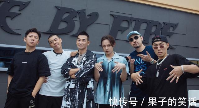 |一本正经地搞笑!《披荆斩棘的哥哥》里的头号喜剧人,竟然是赵文卓