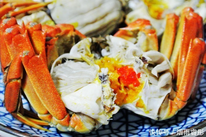 腹部|蒸螃蟹,用冷水还是热水?老渔民教你一招,不掉腿不流黄,没腥味