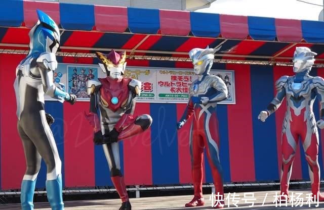 半吊子|奥特曼舞台剧 夫妻相十足的赛罗与格力乔闹乌龙 小梦喜获披风