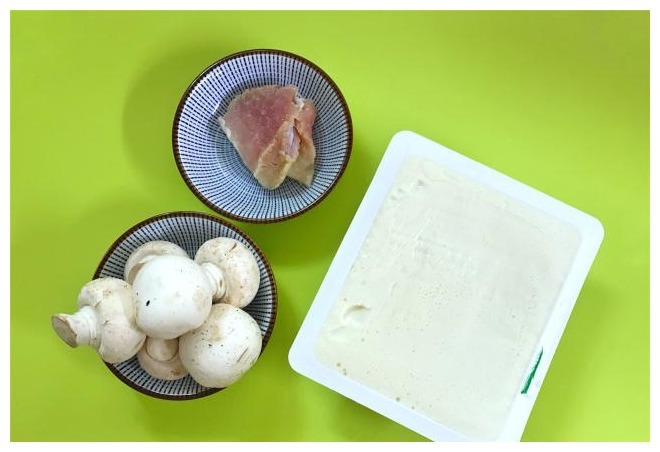 豆腐这么做真鲜，孩子隔三差五就想吃，营养低脂，做法超简单