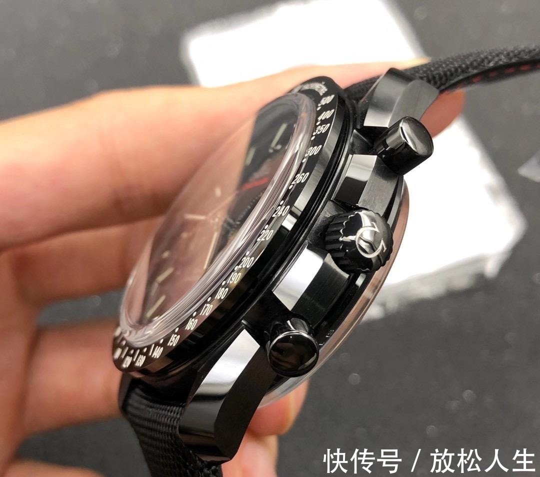 陶瓷 OM厂欧米茄超霸月之暗面9300机芯做工值得入手吗!