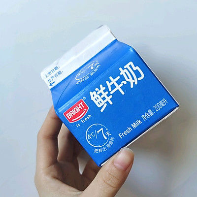 超容易的自制蜜豆双皮奶，香甜幸福的味道