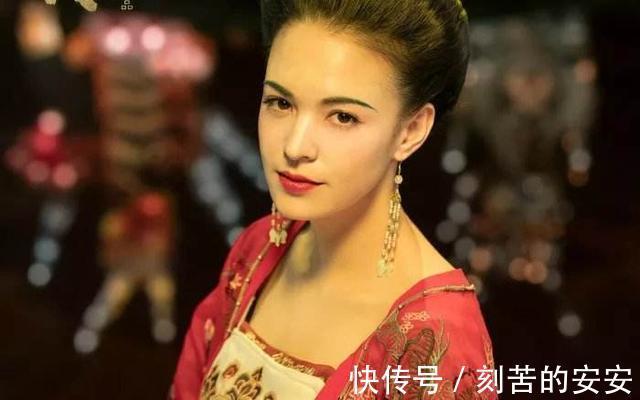 美妾|李白几乎不工作,却拥着美妾游遍全国,他的旅游费,从哪来