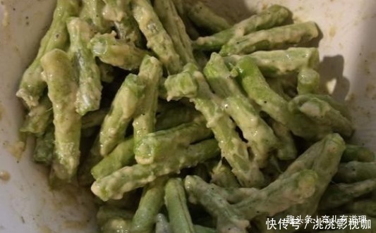 外酥里嫩,越嚼越香,吃起来特别有嚼劲,再挑食的孩子都喜欢吃