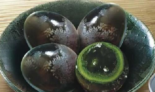 食物|女人子宮不舒服，平時少吃4種食物，有助于養護子宮、適合養生