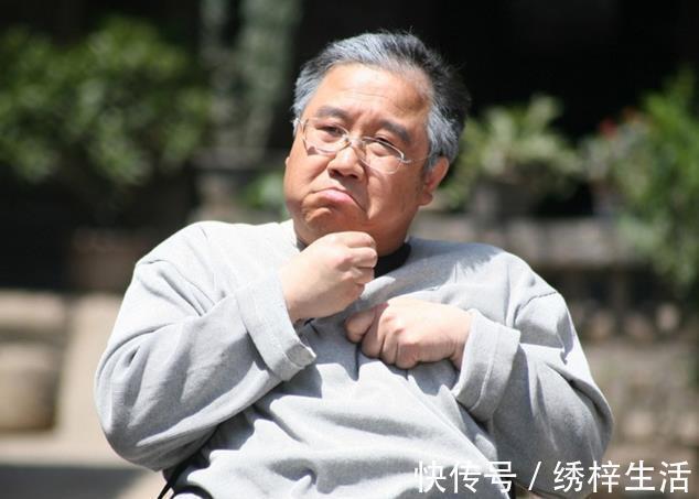 走路锻炼|每天走路锻炼，一段时间后，身体的4个毛病可能会远离你