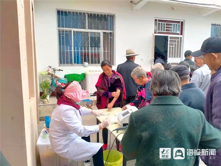 老年人|薛城区常庄街道组织老年人免费健康体检获点赞