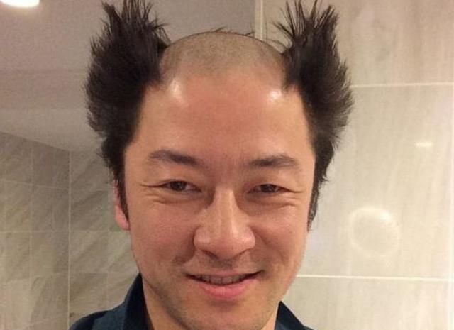 cos|COSER为还原角色有多拼?不仅“光脚上阵”,大佬直接剃“秃头”