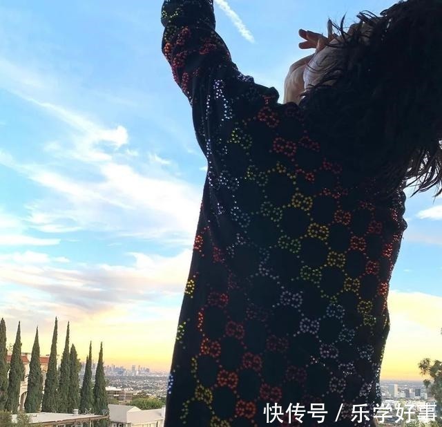 滑板 撩LV总监，穿10W天价球鞋，他是我见过最“烧钱”的板仔！