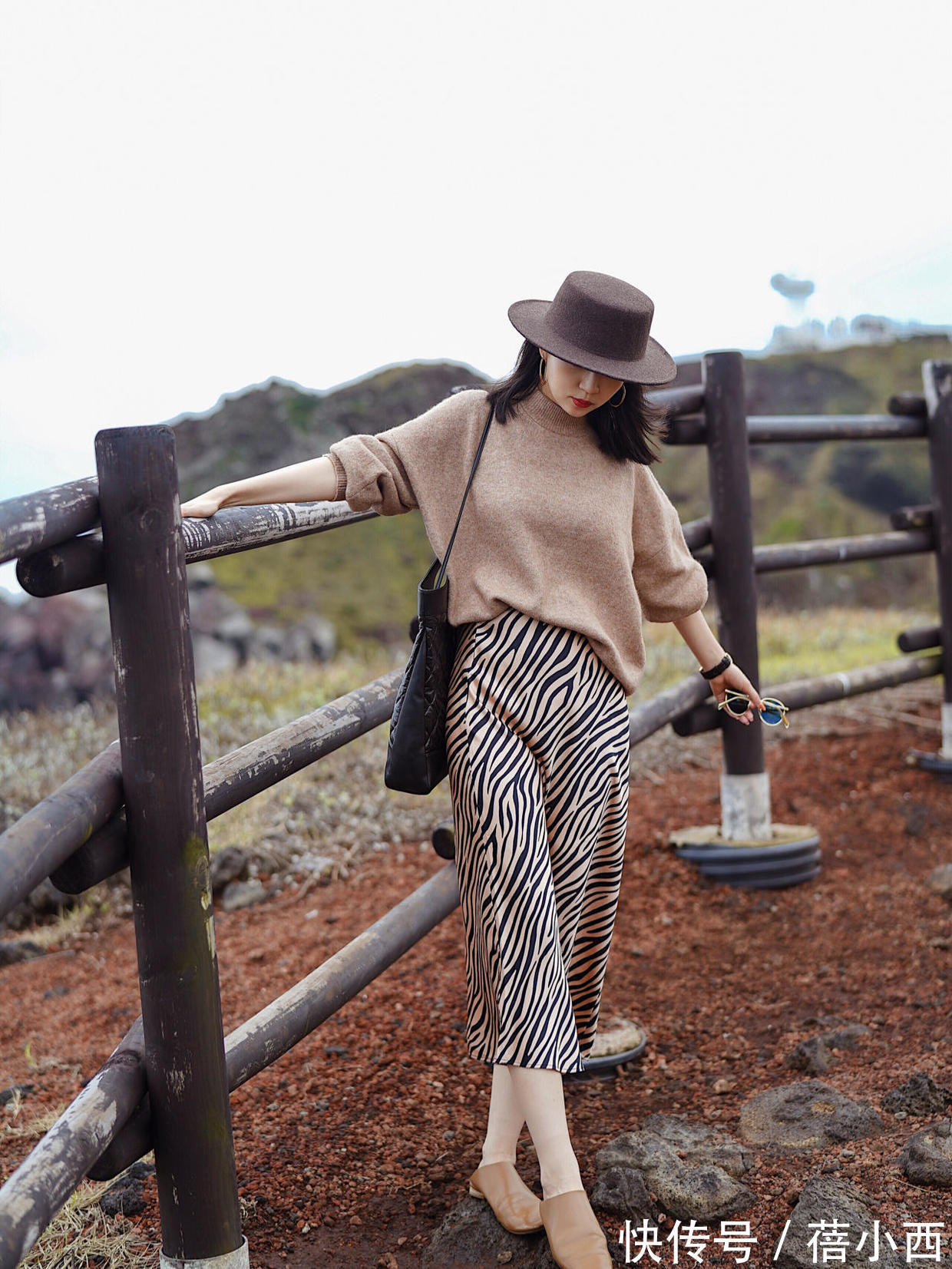 衣品|衣品好的30+女人喜欢穿半身裙,优雅又气质,学三木博主就OK