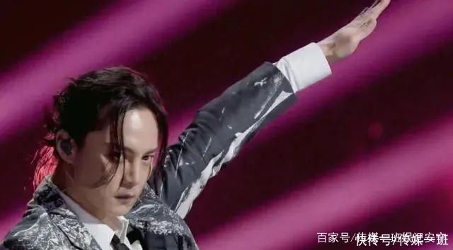 周延|《披荆斩棘的哥哥》陈小春挺兄弟秒变山鸡哥,张云龙言承旭很好磕