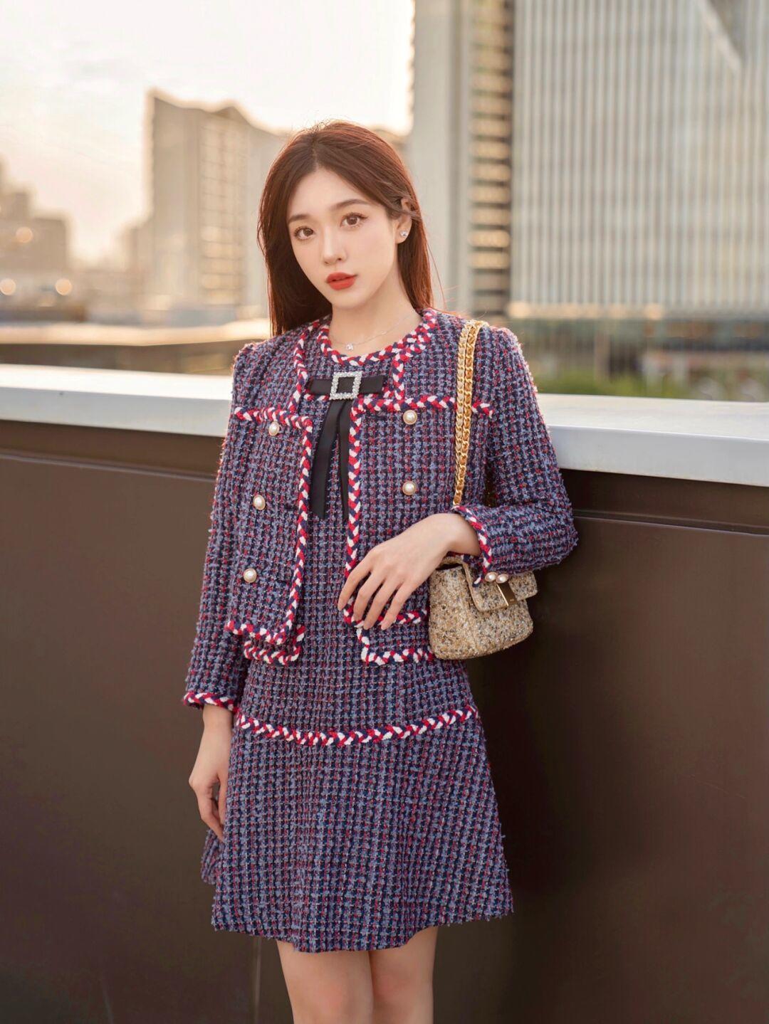 小香风|如果你是精致女人,就不能错过“小香风套装”,照着穿就有好气质