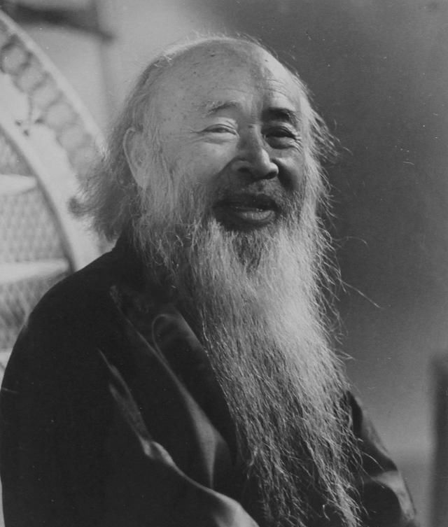 书法|张大千是国画大师,其画自然非凡,那他的书法呢?