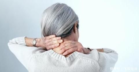 脑梗死|每天感觉头晕、憋闷、没有精神?多半是5种疾病故意“刁难”!