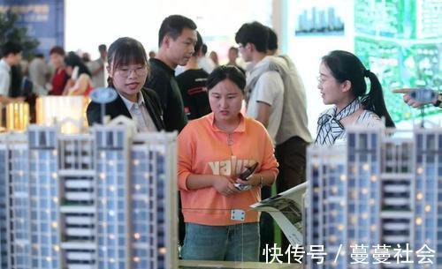 房贷|2021年房地产前景不明朗，将存款变成房产，会是聪明之举吗？