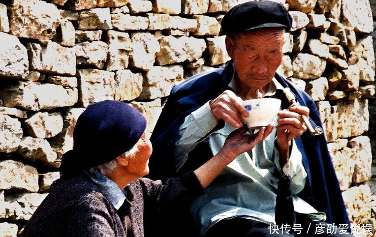 俗语|农村俗语:“围墙大门忌高低,屋主减寿妻别离”,是什么意思?