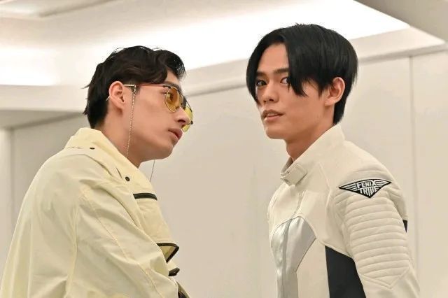 假面骑士|假面骑士Revice第12话先行图来袭,大二似乎又要被夺舍了