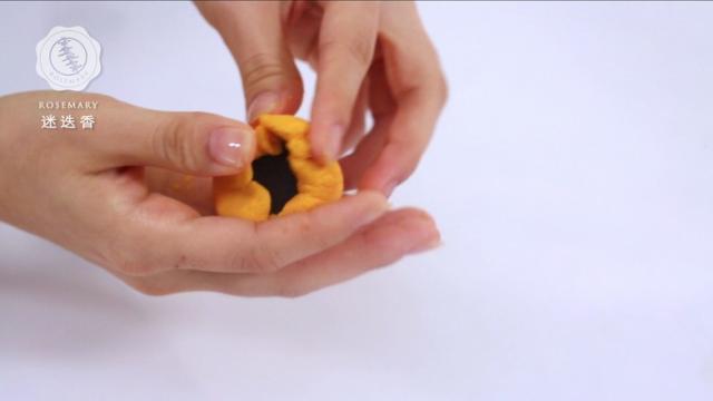 它是“穷人的阿胶”，女人隔三差五吃1碗，色斑没了，皮肤很水润