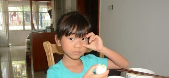 肠胃|8岁男孩查出肠胃衰竭儿科医生3种早饭坑娃不浅,别再吃了