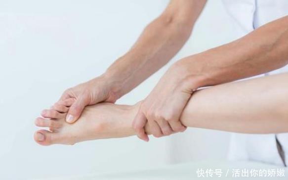 仔细看看脚,如果有5个征兆,预知5种潜在风险的疾病早知早受益
